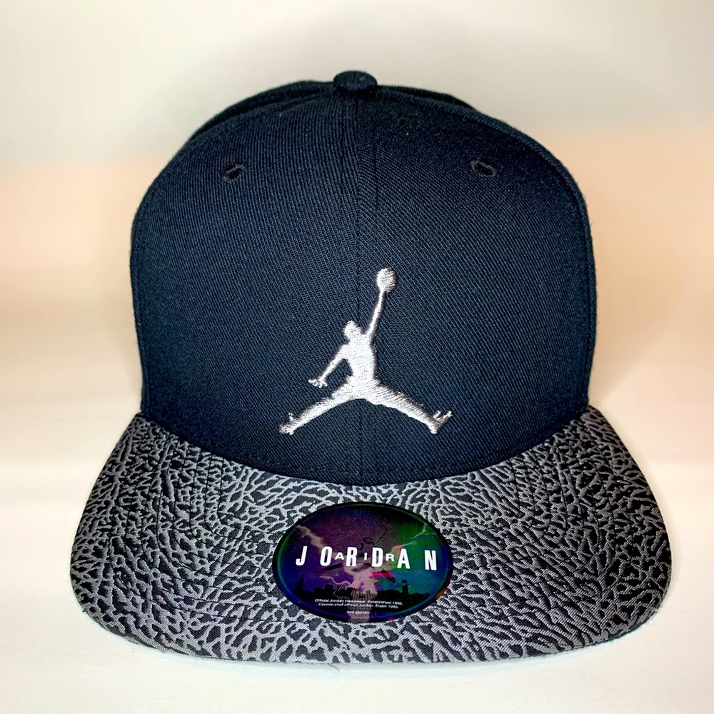 JORDAN SNAPBACK